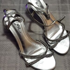 Wild Rose Silver Rhinestone Embellished Strappy Sandals - Women's 6.5